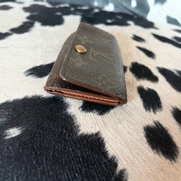#119 RA0053 Louis Vuitton Monogram Brown Four Key Holder - Picture 6 of 14